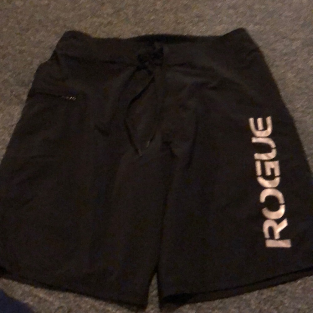 Men’s rogue CrossFit shorts size 32 black